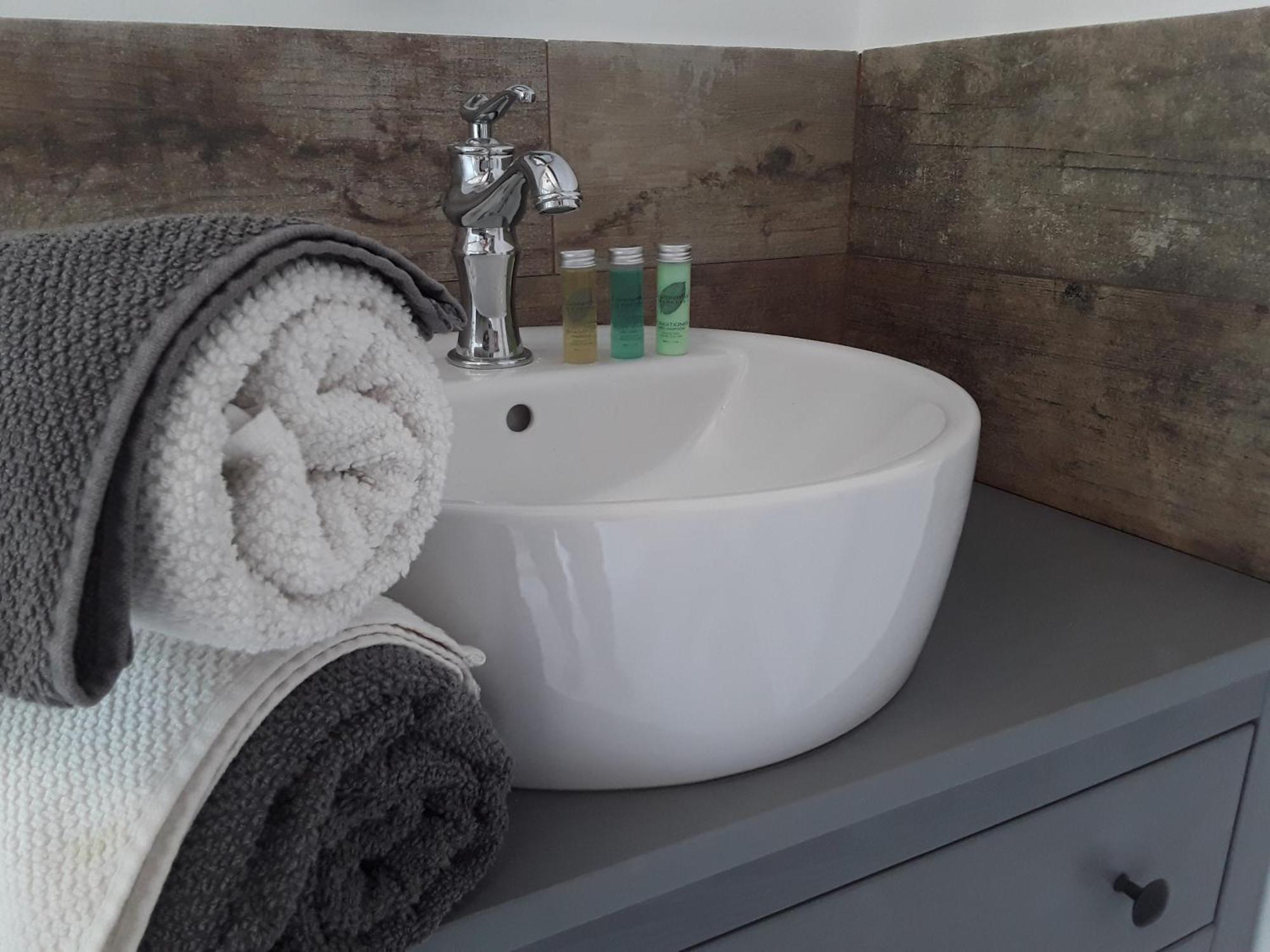 La Belle Ame Bed and Breakfast Saint-Priest-des-Champs Rum bild